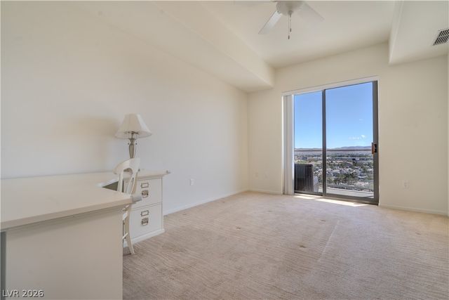 8255 Las Vegas Boulevard 906, Las Vegas, NV 89123