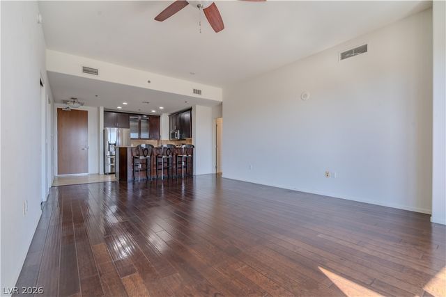 8255 Las Vegas Boulevard 906, Las Vegas, NV 89123