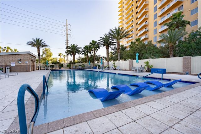 8255 Las Vegas Boulevard 906, Las Vegas, NV 89123