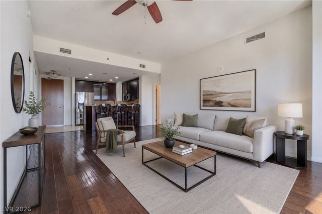 8255 Las Vegas Boulevard 906, Las Vegas, NV 89123