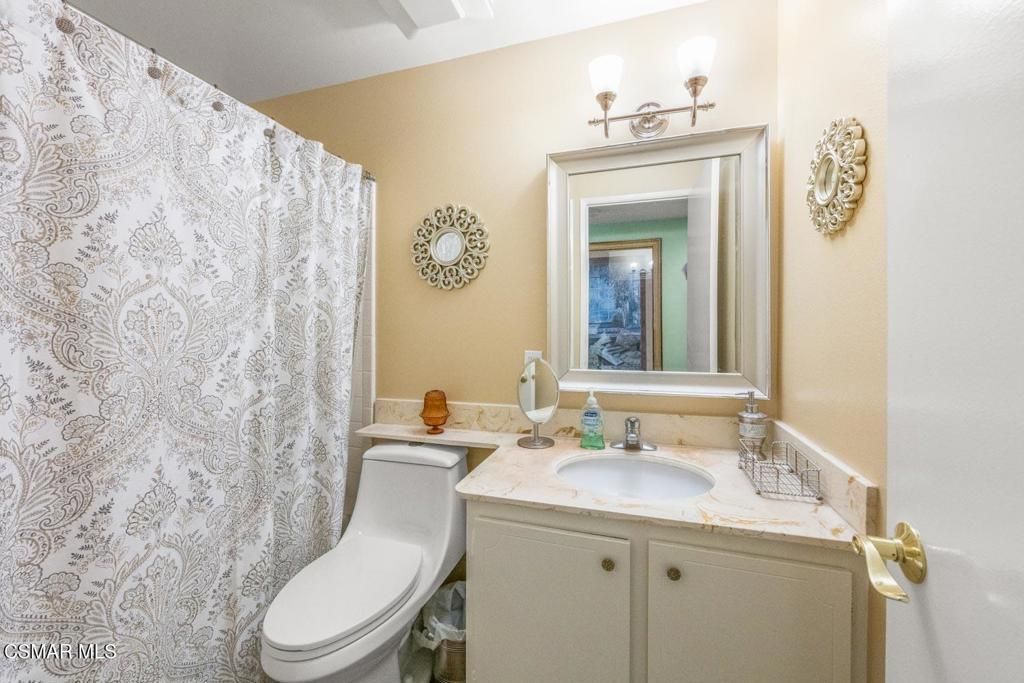 Image 10 of property listing at 2413 Lita Place, Simi Valley, CA 93063