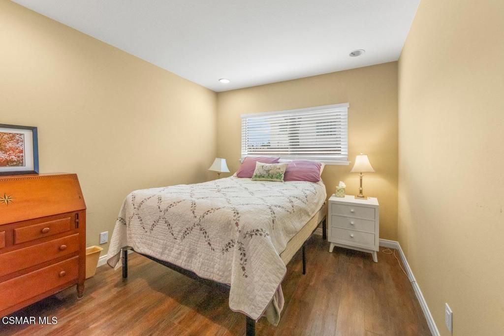 Image 9 of property listing at 2413 Lita Place, Simi Valley, CA 93063