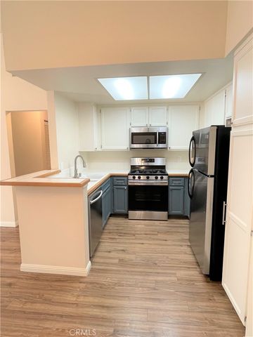 68 Costero Aisle 305, Irvine, CA 92614
