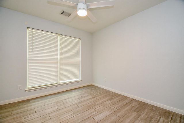 6747 England Street A, Houston, TX 77021