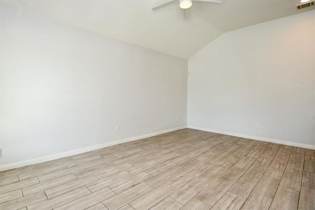 6747 England Street A, Houston, TX 77021