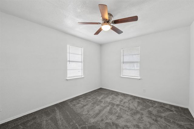 915 Faulkner Lane, Waco, TX 76704