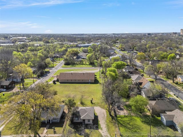 915 Faulkner Lane, Waco, TX 76704