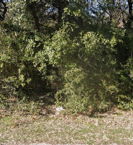 2718 Cypress Street, Granbury, TX 76048