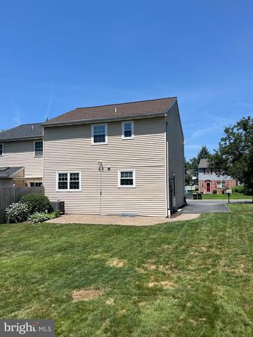 306 DOHNER DR, Lancaster, PA 17602