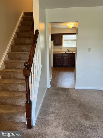 306 DOHNER DR, Lancaster, PA 17602