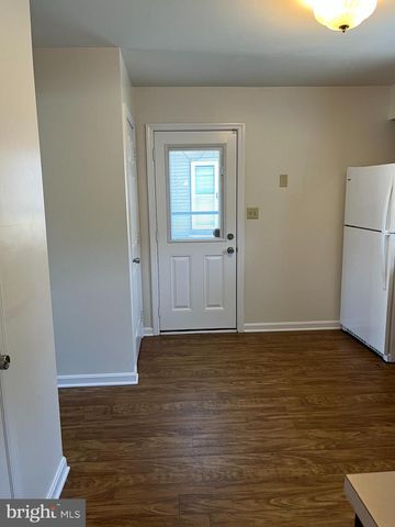 306 DOHNER DR, Lancaster, PA 17602