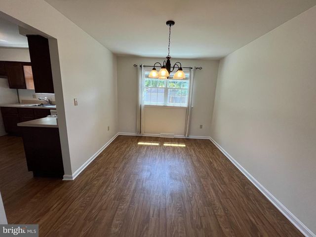 306 DOHNER DR, Lancaster, PA 17602