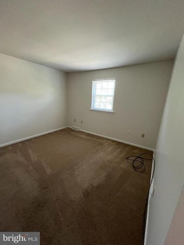 306 DOHNER DR, Lancaster, PA 17602