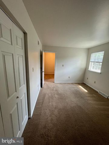 306 DOHNER DR, Lancaster, PA 17602