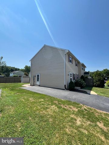306 DOHNER DR, Lancaster, PA 17602