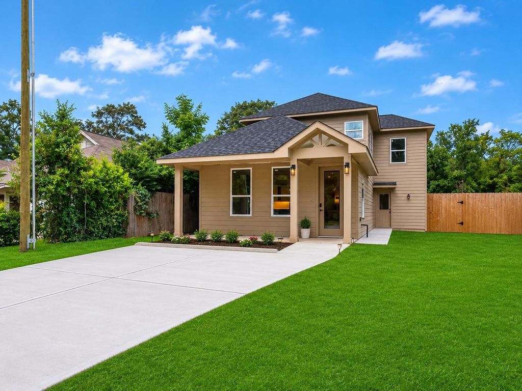 14910 Coaltown Road, Willis, TX 77378