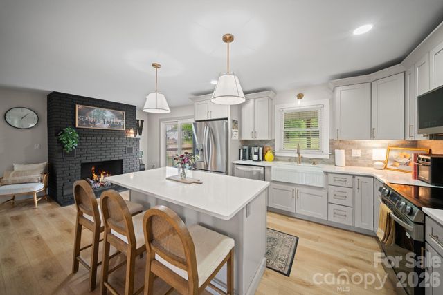 97 Paul Holland Road, Canton, NC 28716
