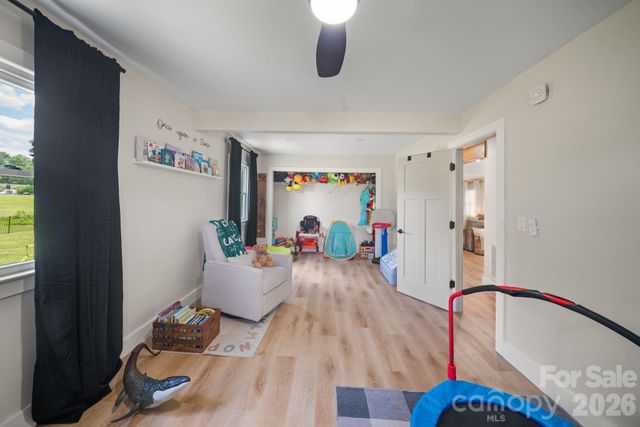 97 Paul Holland Road, Canton, NC 28716
