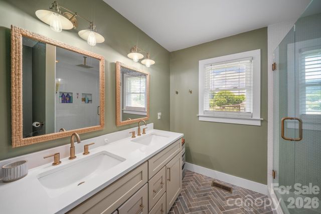 97 Paul Holland Road, Canton, NC 28716