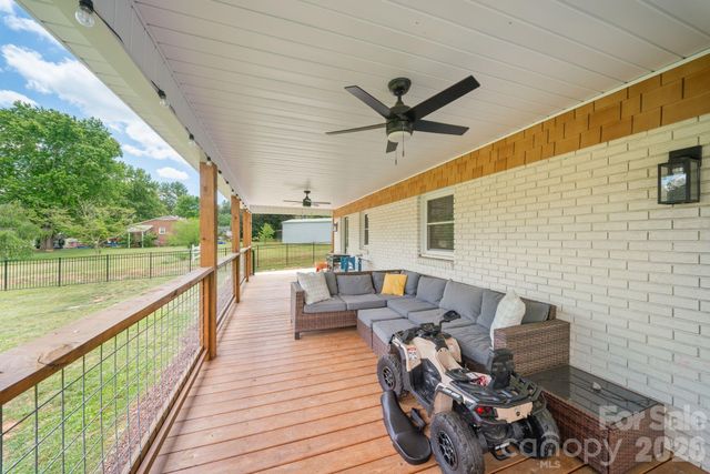 97 Paul Holland Road, Canton, NC 28716