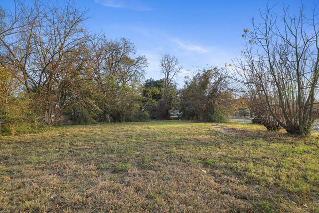 930 N Mirick Avenue, Denison, TX 75020