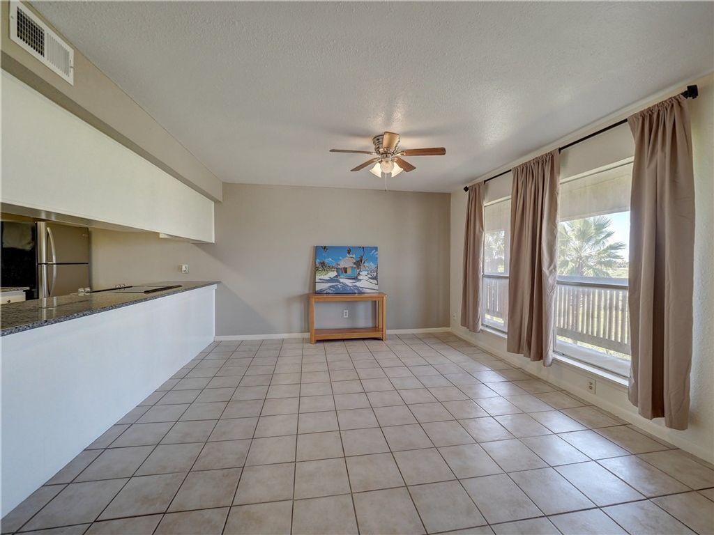 14801 Compass St a-19, Corpus Christi, TX 78418 — photo 5