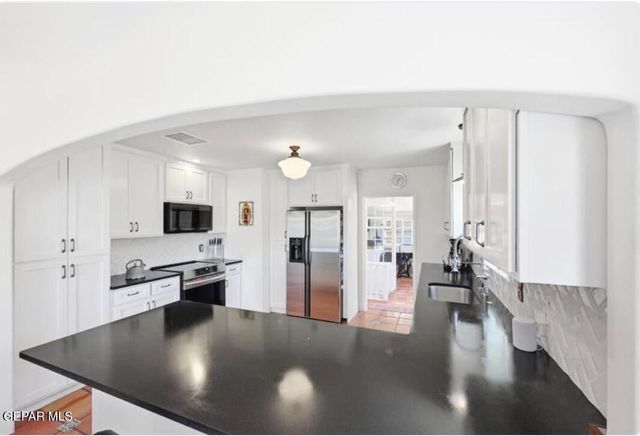 3030 PIEDMONT Drive, El Paso, TX 79902
