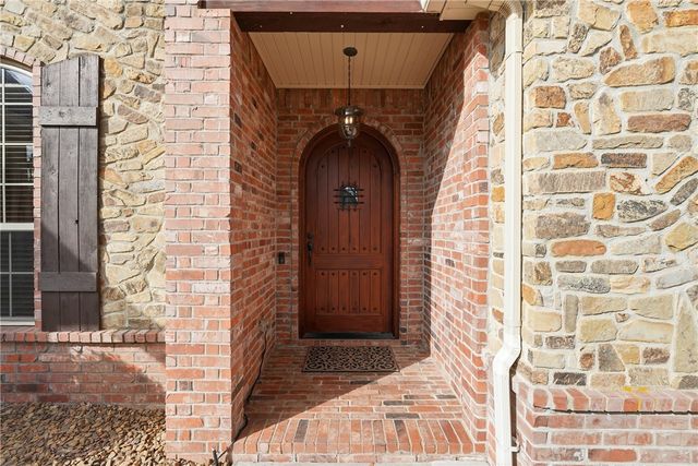 5200 SW Ridge Mont Road, Bentonville, AR 72713