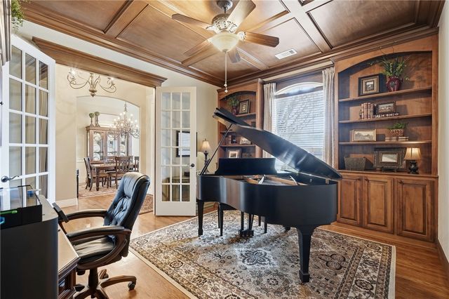 5200 SW Ridge Mont Road, Bentonville, AR 72713