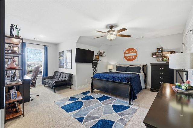 5200 SW Ridge Mont Road, Bentonville, AR 72713