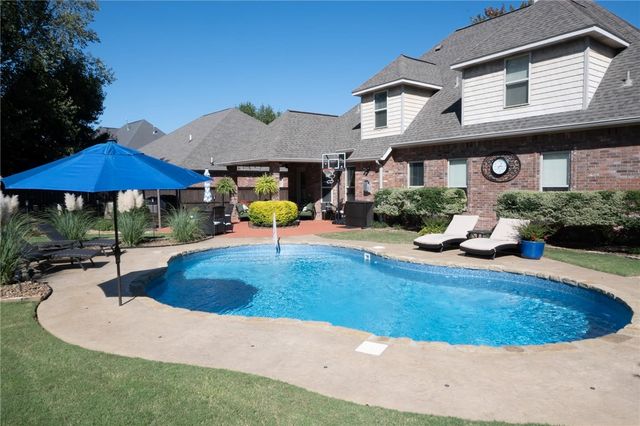 5200 SW Ridge Mont Road, Bentonville, AR 72713