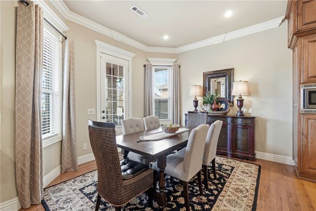 5200 SW Ridge Mont Road, Bentonville, AR 72713