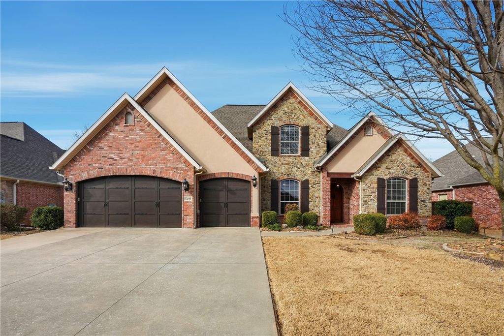 5200 SW Ridge Mont Road, Bentonville, AR 72713