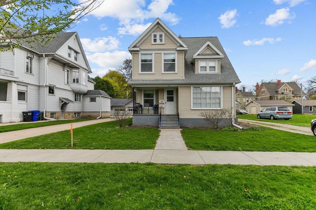 217 N UNION STREET, Appleton, WI 54911