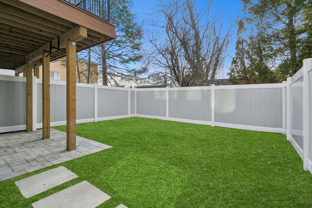 426 AURORA AVE, Cliffside Park, NJ 07010