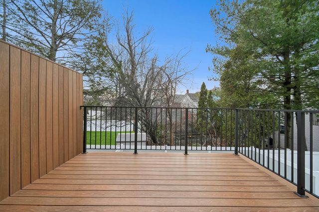 426 AURORA AVE, Cliffside Park, NJ 07010