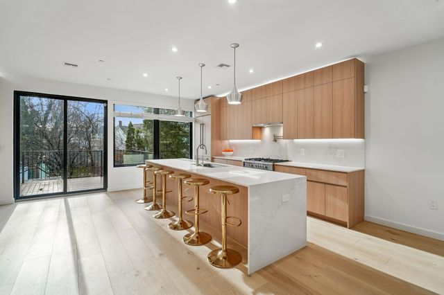 426 AURORA AVE, Cliffside Park, NJ 07010