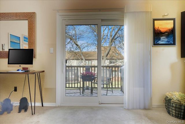 100 Daly Boulevard 1402, Oceanside, NY 11572