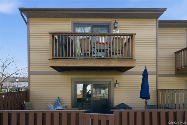 100 Daly Boulevard 1402, Oceanside, NY 11572