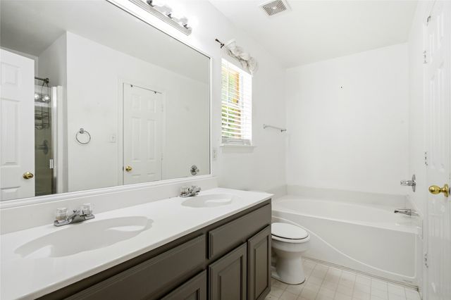 5503 Alta Verde Circle, Arlington, TX 76017
