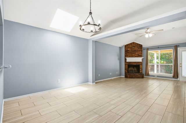 5503 Alta Verde Circle, Arlington, TX 76017