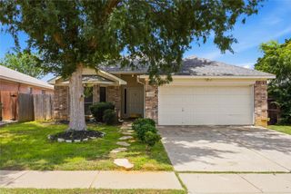 5503 Alta Verde Circle, Arlington, TX 76017
