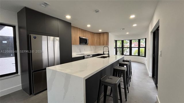 11822 SW 108th Ter, Miami, FL 33186