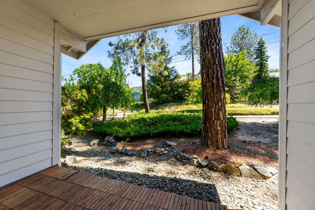 2310 Haviland Drive, Grants Pass, OR 97527