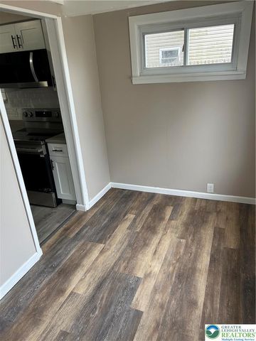 258 Poplar Street, Catasauqua Boro, PA 18032