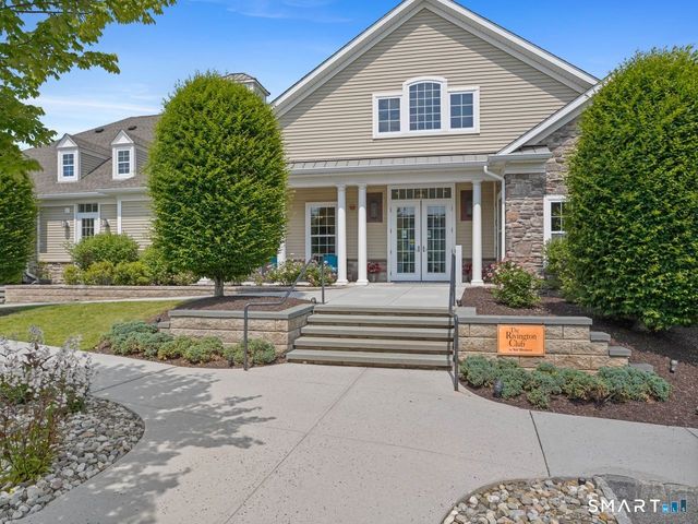 215 Center Meadow Lane 215, Danbury, CT 06810