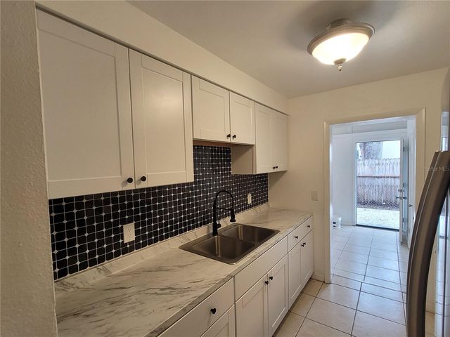 8314 N MARKS STREET, Tampa, FL 33604