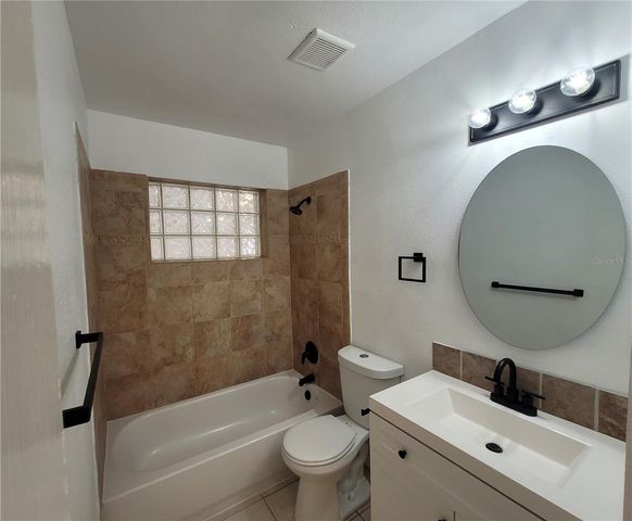 8314 N MARKS STREET, Tampa, FL 33604