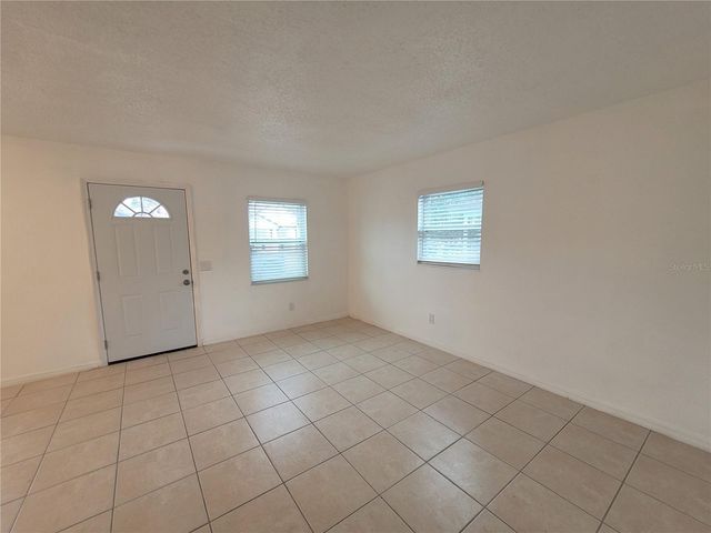 8314 N MARKS STREET, Tampa, FL 33604