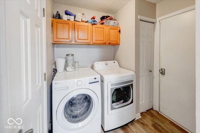 6608 Dunsdin Drive, Plainfield, IN 46168